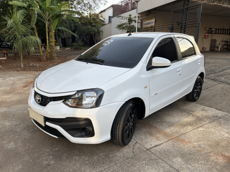 TOYOTA Etios Hatch 1.3 16V 4P FLEX X, Foto 2