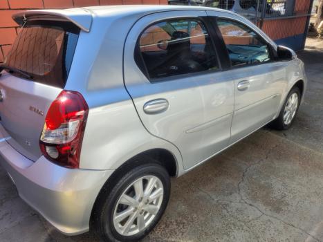 TOYOTA Etios Hatch 1.5 16V 4P FLEX X PLUS AUTOMTICO, Foto 2