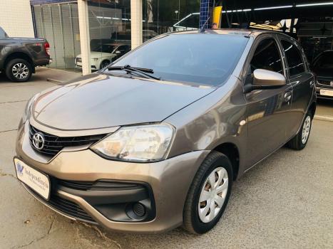 TOYOTA Etios Hatch 1.3 16V 4P FLEX X, Foto 3