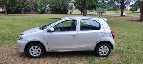 TOYOTA Etios Hatch 1.3 16V 4P FLEX X, Foto 6