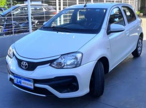 TOYOTA Etios Hatch 1.3 16V 4P FLEX X, Foto 3