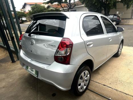 TOYOTA Etios Hatch 1.3 16V 4P FLEX X, Foto 18