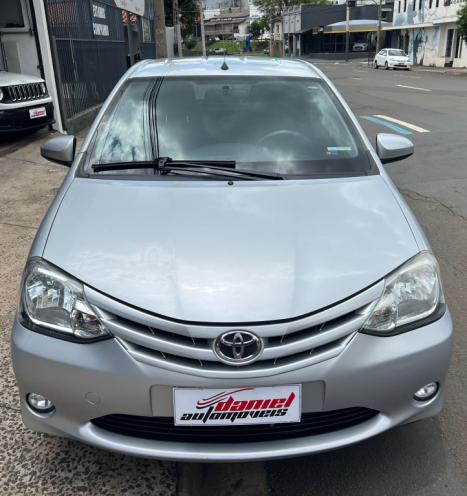 TOYOTA Etios Hatch 1.5 16V 4P FLEX XS, Foto 2