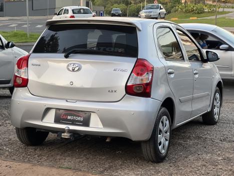 TOYOTA Etios Hatch 1.3 16V 4P FLEX X, Foto 4