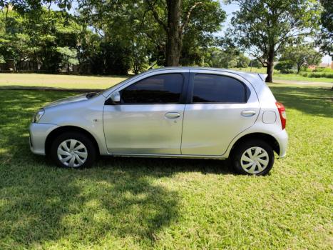 TOYOTA Etios Hatch 1.5 16V 4P FLEX XS AUTOMTICO, Foto 2