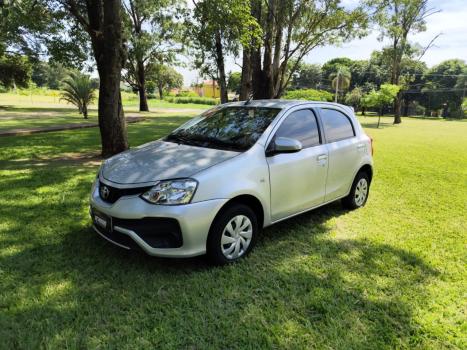 TOYOTA Etios Hatch 1.5 16V 4P FLEX XS AUTOMTICO, Foto 3