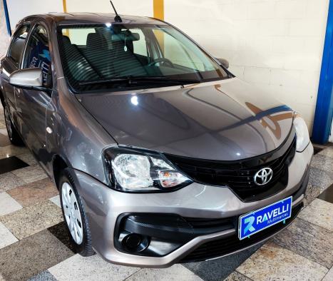 TOYOTA Etios Hatch 1.3 16V 4P FLEX X AUTOMTICO, Foto 10