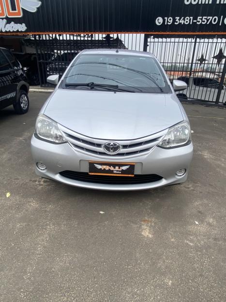 TOYOTA Etios Hatch 1.3 16V 4P FLEX X, Foto 2