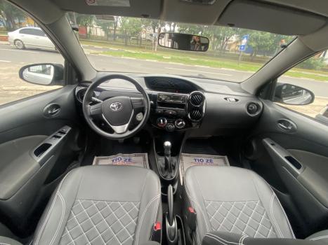 TOYOTA Etios Hatch 1.3 16V 4P FLEX X, Foto 8