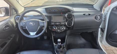 TOYOTA Etios Hatch 1.5 16V 4P FLEX PLATINUM, Foto 9
