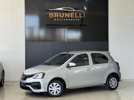 TOYOTA Etios Hatch 1.3 16V 4P FLEX X AUTOMTICO, Foto 1