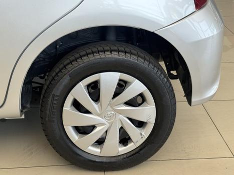 TOYOTA Etios Hatch 1.3 16V 4P FLEX X AUTOMTICO, Foto 5