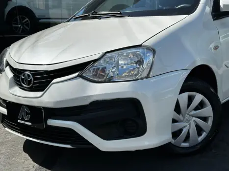 TOYOTA Etios Hatch 1.3 16V 4P FLEX X AUTOMTICO, Foto 2