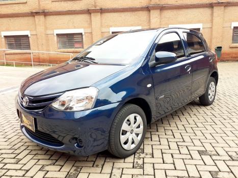 TOYOTA Etios Hatch 1.3 16V 4P FLEX X, Foto 2