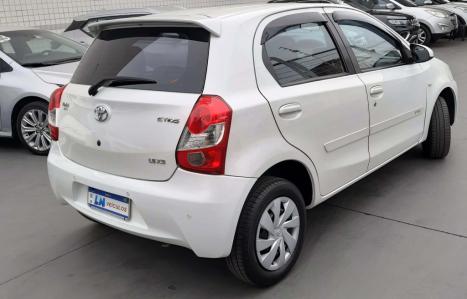 TOYOTA Etios Hatch 1.5 16V 4P FLEX XS AUTOMTICO, Foto 6