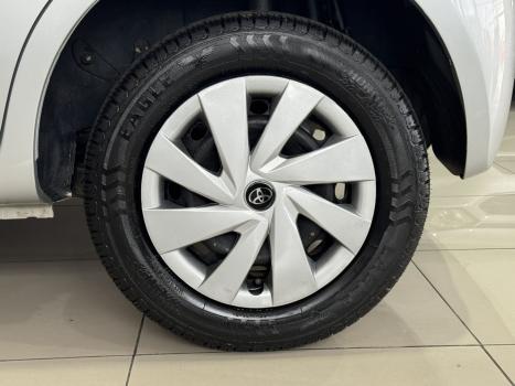 TOYOTA Etios Hatch 1.3 16V 4P FLEX XS, Foto 7