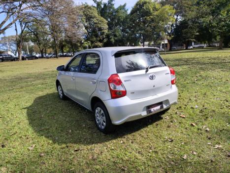 TOYOTA Etios Hatch 1.5 16V 4P FLEX XS AUTOMTICO, Foto 6