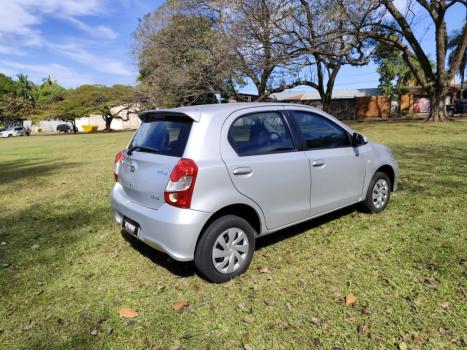 TOYOTA Etios Hatch 1.5 16V 4P FLEX XS AUTOMTICO, Foto 8