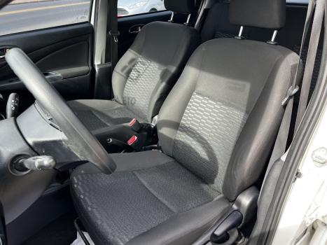 TOYOTA Etios Hatch 1.3 16V 4P FLEX X, Foto 7