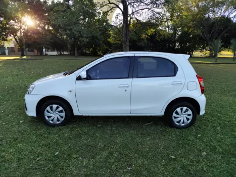 TOYOTA Etios Hatch 1.5 16V 4P FLEX XS AUTOMTICO, Foto 5