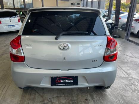 TOYOTA Etios Hatch 1.3 16V 4P FLEX XS, Foto 5