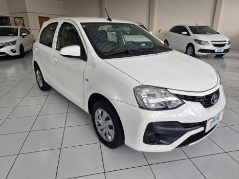 TOYOTA Etios Hatch 1.3 16V 4P FLEX X AUTOMTICO, Foto 3