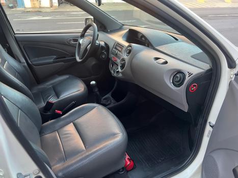 TOYOTA Etios Hatch 1.5 16V 4P FLEX XLS, Foto 11