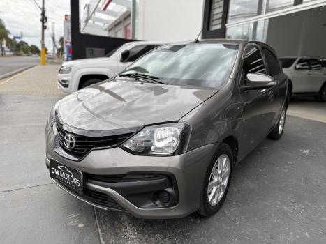 TOYOTA Etios Hatch 1.5 16V 4P FLEX X PLUS AUTOMTICO, Foto 3