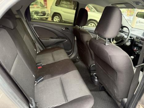 TOYOTA Etios Hatch 1.5 16V 4P FLEX X PLUS AUTOMTICO, Foto 7