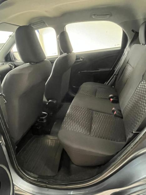 TOYOTA Etios Hatch 1.3 16V 4P FLEX X, Foto 12