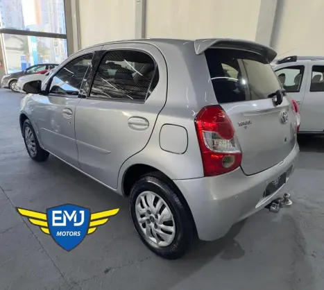 TOYOTA Etios Hatch 1.3 16V 4P FLEX X, Foto 4