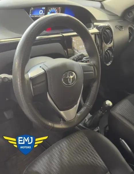TOYOTA Etios Hatch 1.3 16V 4P FLEX X, Foto 7