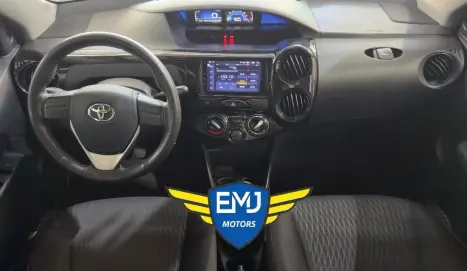 TOYOTA Etios Hatch 1.3 16V 4P FLEX X, Foto 8