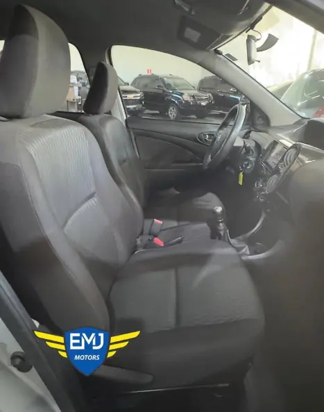 TOYOTA Etios Hatch 1.3 16V 4P FLEX X, Foto 11