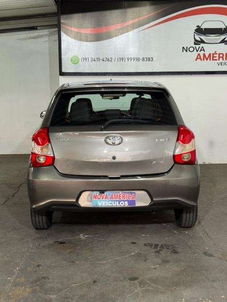 TOYOTA Etios Hatch 1.5 16V 4P FLEX XS AUTOMTICO, Foto 5