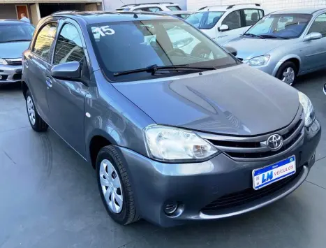 TOYOTA Etios Hatch 1.3 16V 4P FLEX X, Foto 2