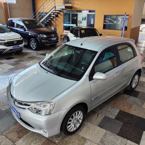 TOYOTA Etios Hatch 1.5 16V 4P FLEX XLS, Foto 9
