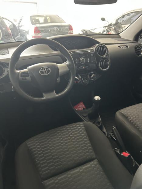 TOYOTA Etios Hatch 1.5 16V 4P FLEX XLS, Foto 8