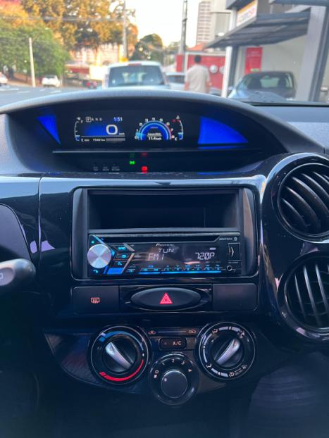 TOYOTA Etios Hatch 1.3 16V 4P FLEX X AUTOMTICO, Foto 12