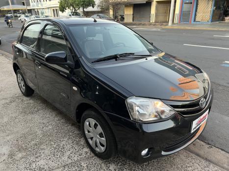 TOYOTA Etios Hatch 1.5 16V 4P FLEX XS, Foto 3