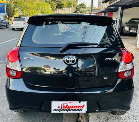 TOYOTA Etios Hatch 1.3 16V 4P FLEX X AUTOMTICO, Foto 7