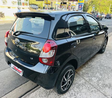 TOYOTA Etios Hatch 1.3 16V 4P FLEX X AUTOMTICO, Foto 5