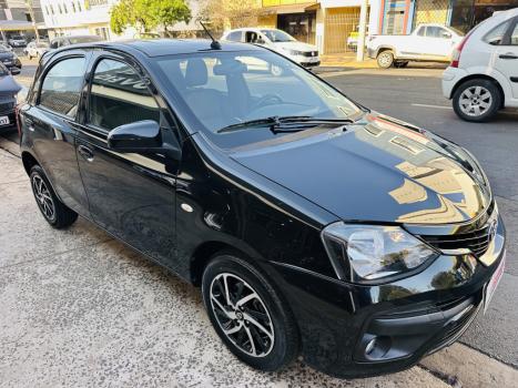 TOYOTA Etios Hatch 1.3 16V 4P FLEX X AUTOMTICO, Foto 4