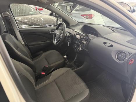 TOYOTA Etios Hatch 1.5 16V 4P FLEX XS, Foto 5