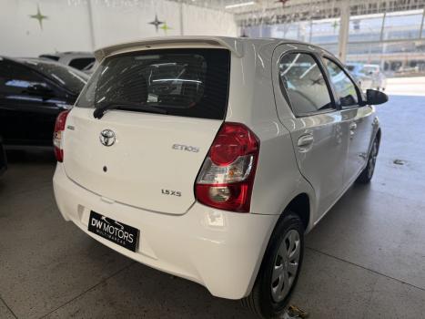 TOYOTA Etios Hatch 1.5 16V 4P FLEX XS, Foto 6