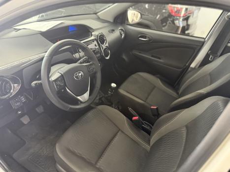 TOYOTA Etios Hatch 1.5 16V 4P FLEX XS, Foto 12