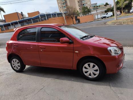 TOYOTA Etios Hatch 1.3 16V 4P FLEX XS, Foto 6