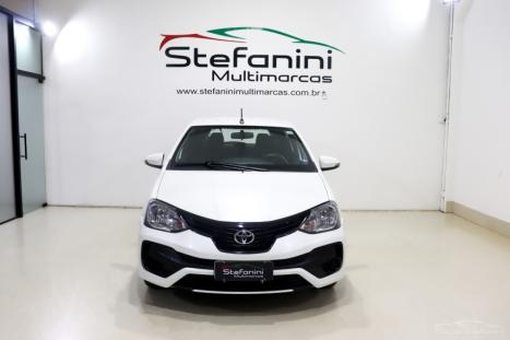 TOYOTA Etios Hatch 1.5 16V 4P FLEX X PLUS AUTOMTICO, Foto 2