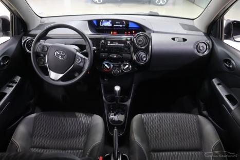 TOYOTA Etios Hatch 1.5 16V 4P FLEX X PLUS AUTOMTICO, Foto 6