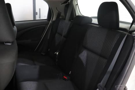 TOYOTA Etios Hatch 1.5 16V 4P FLEX X PLUS AUTOMTICO, Foto 8